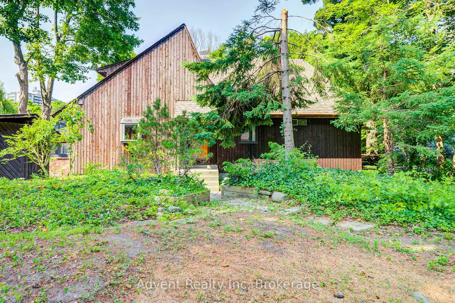 Photo 4 of 74 Don River Boulevard, North York, Lansing-Westgate — HOMEH