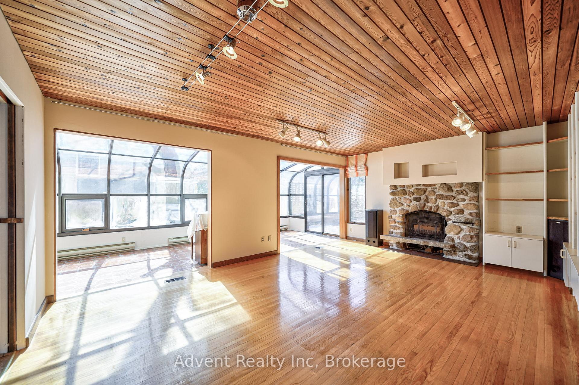 Photo 11 of 74 Don River Boulevard, North York, Lansing-Westgate — HOMEH