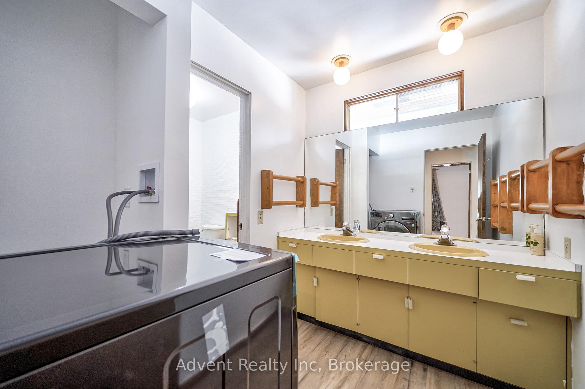 Photo 29 of 74 Don River Boulevard, North York, Lansing-Westgate — HOMEH