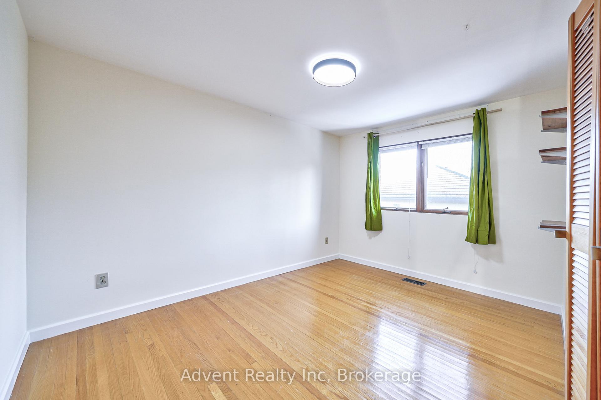 Photo 36 of 74 Don River Boulevard, North York, Lansing-Westgate — HOMEH