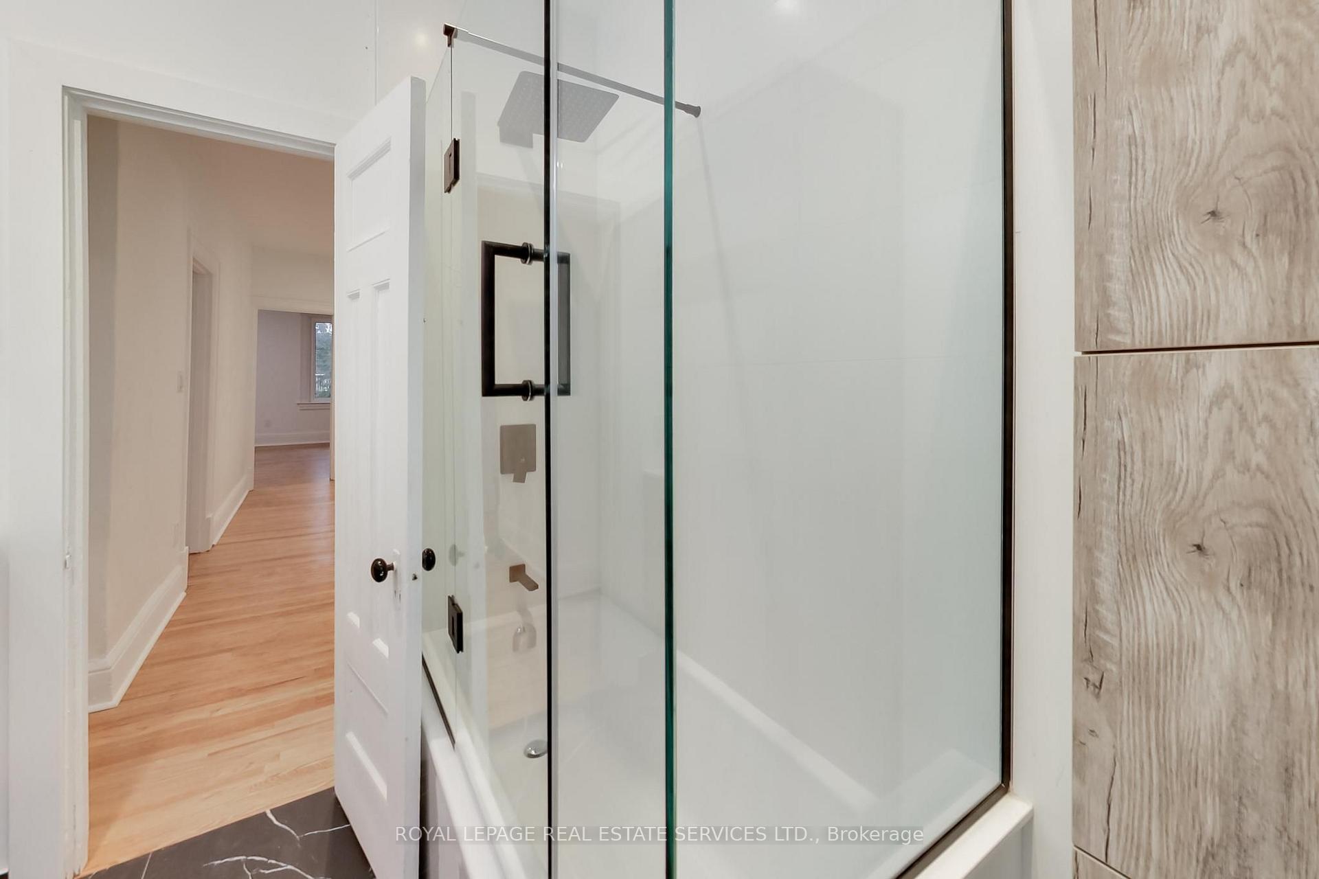 Photo 49 of Unit Upper, 218 Montrose Avenue, Toronto, Palmerston-Little Italy — HOMEH