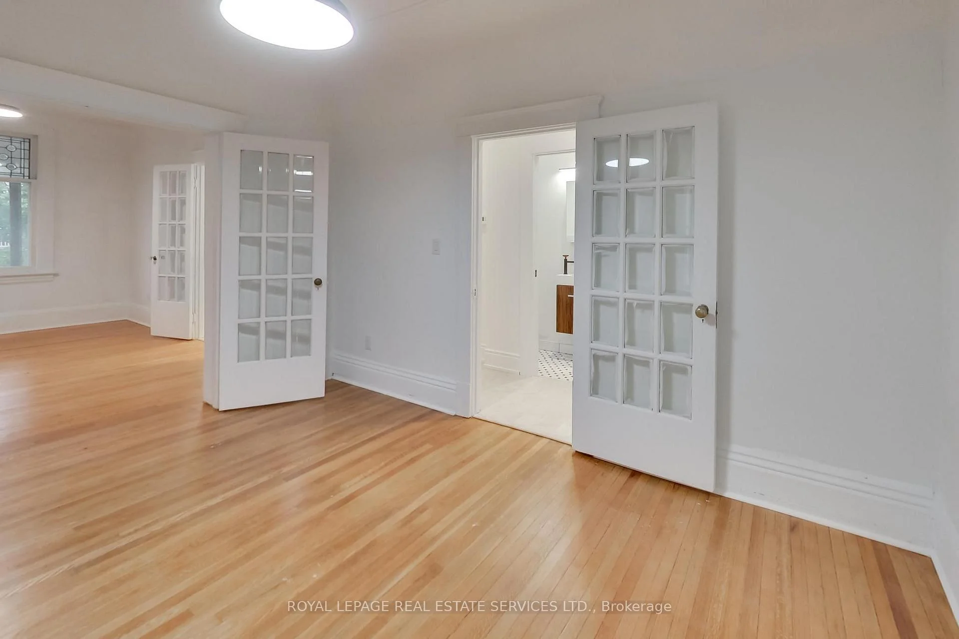 Photo 20 of Unit Upper, 218 Montrose Avenue, Toronto, Palmerston-Little Italy — HOMEH