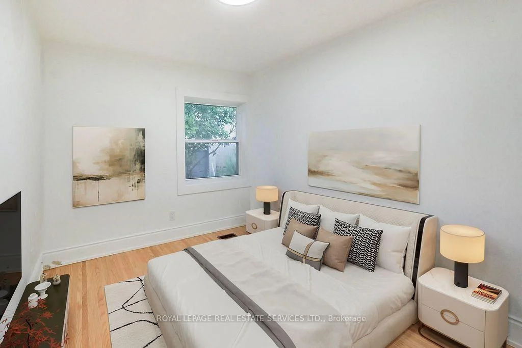Photo 30 of Unit Upper, 218 Montrose Avenue, Toronto, Palmerston-Little Italy — HOMEH