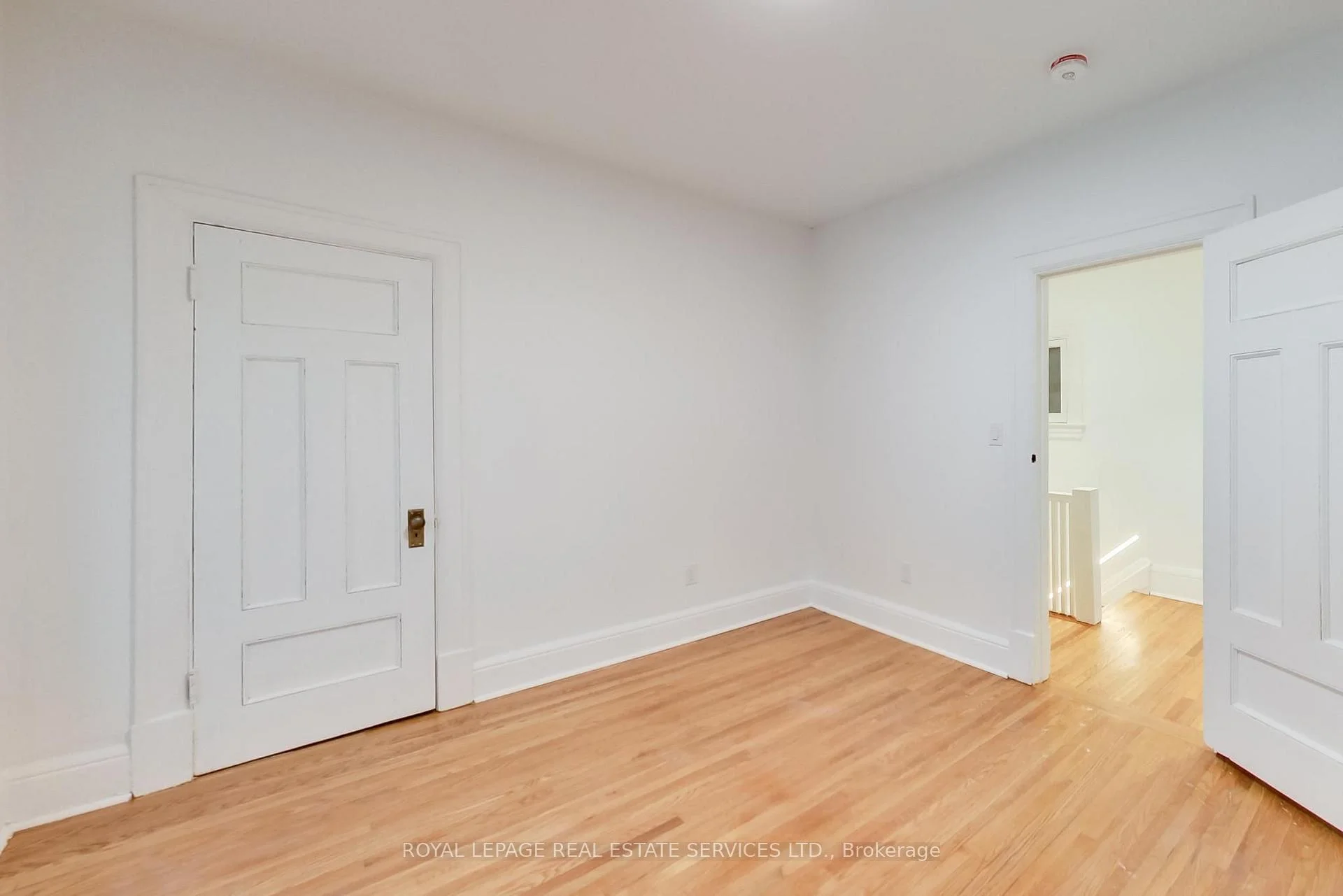 Photo 59 of Unit Upper, 218 Montrose Avenue, Toronto, Palmerston-Little Italy — HOMEH