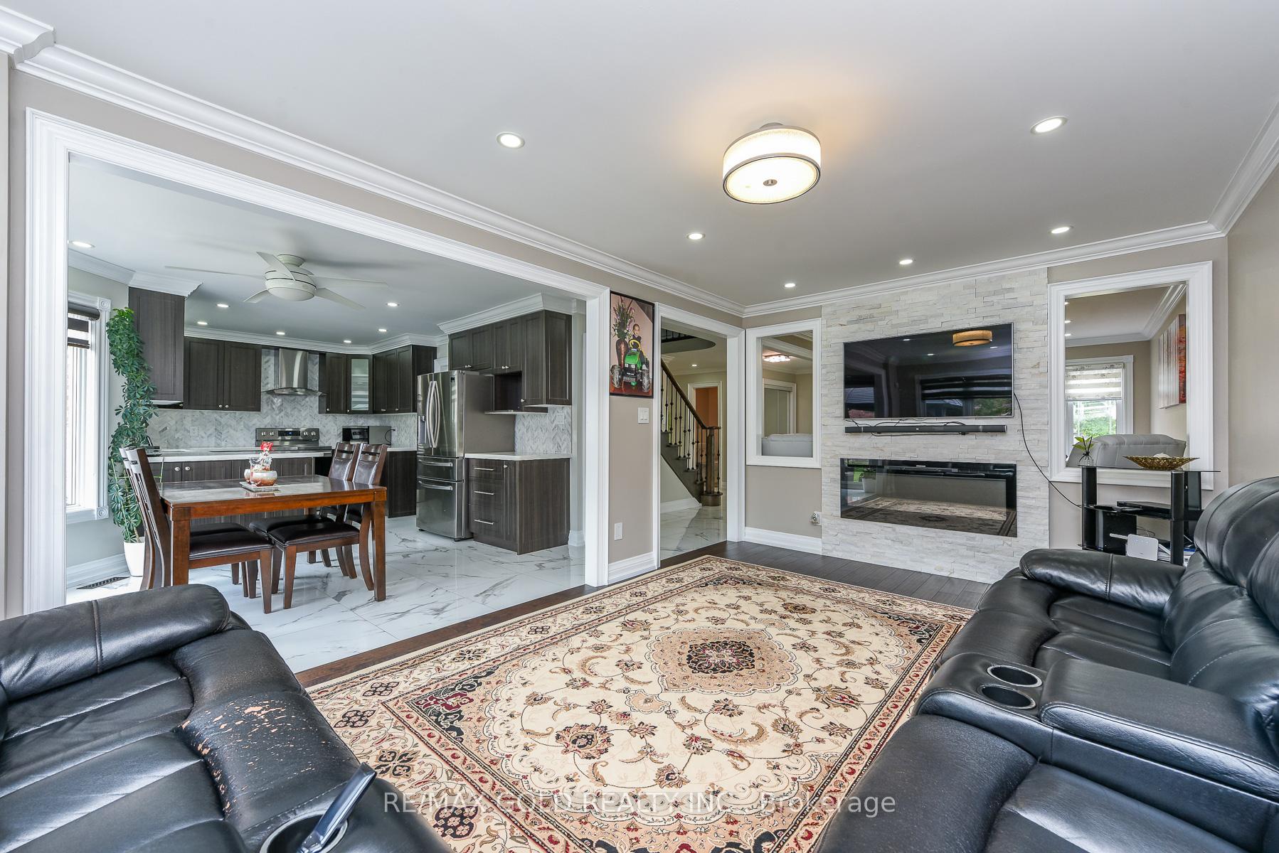 Photo 13 of 72 Rainforest Drive, Brampton, Sandringham-Wellington — HOMEH