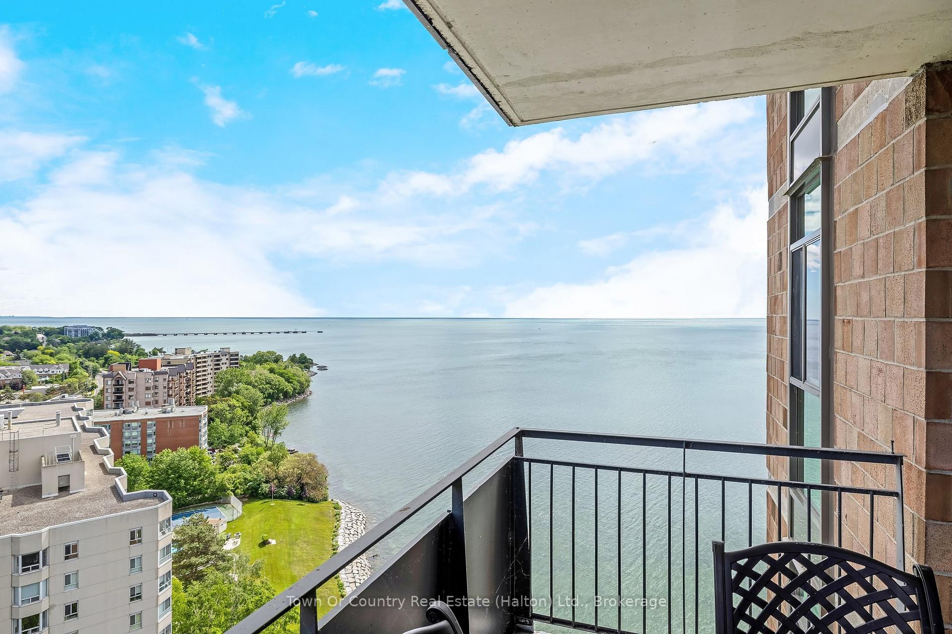Photo 2 of Unit 1906, 5250 Lakeshore Road, Burlington, Appleby — HOMEH