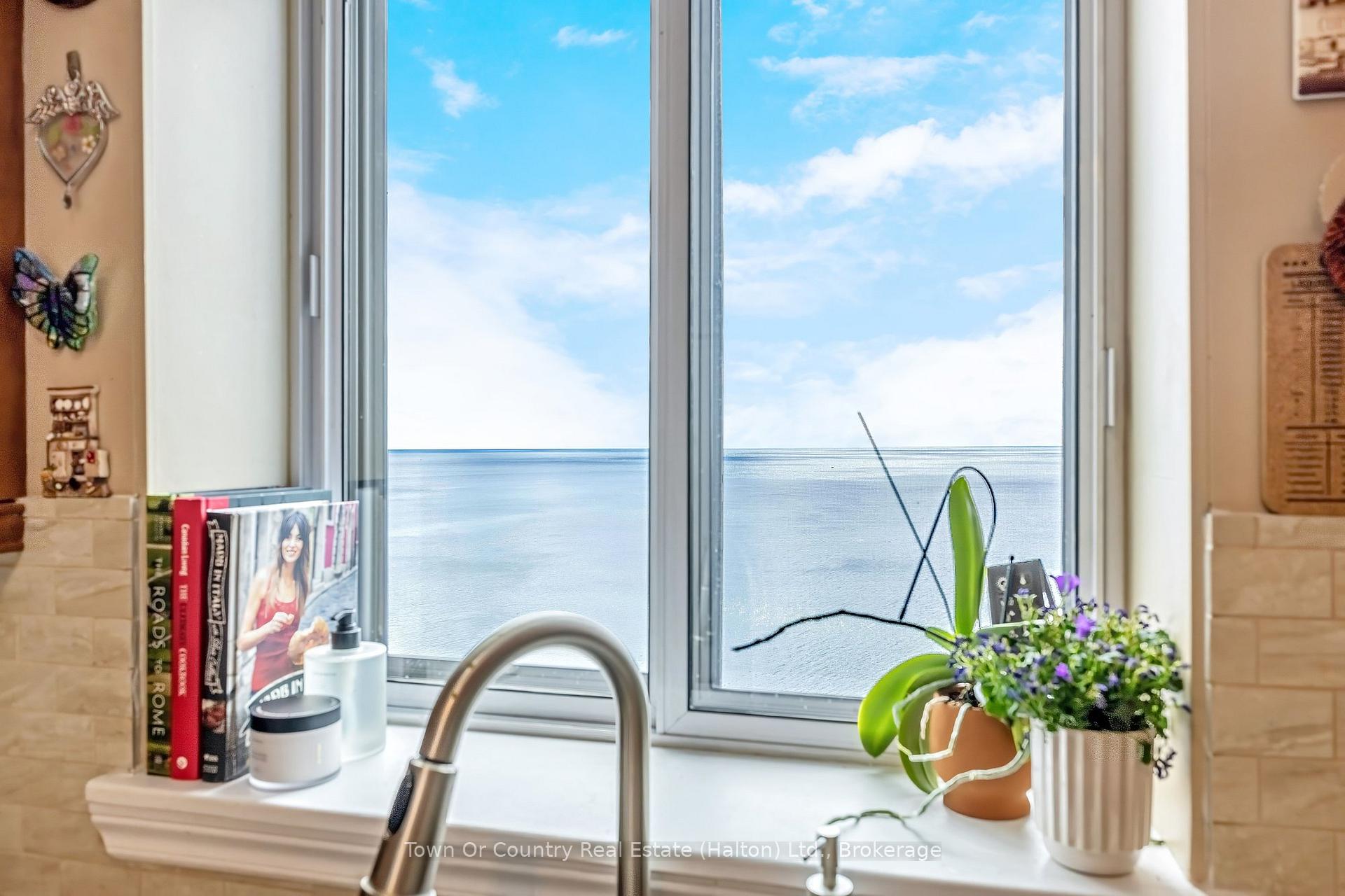 Photo 12 of Unit 1906, 5250 Lakeshore Road, Burlington, Appleby — HOMEH