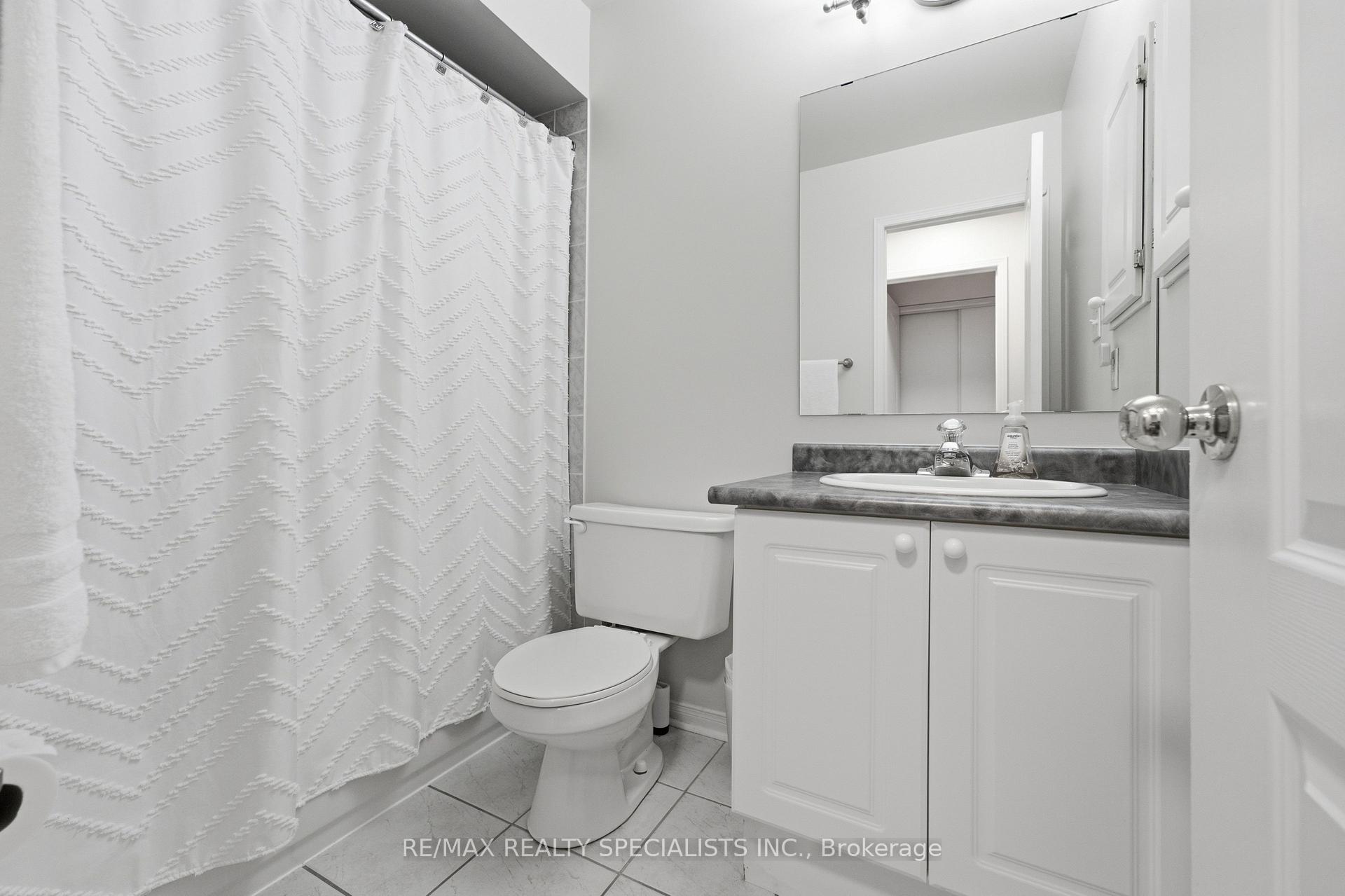 Photo 18 of 192 Van Scott Drive, Brampton, Northwest Sandalwood Parkway — HOMEH