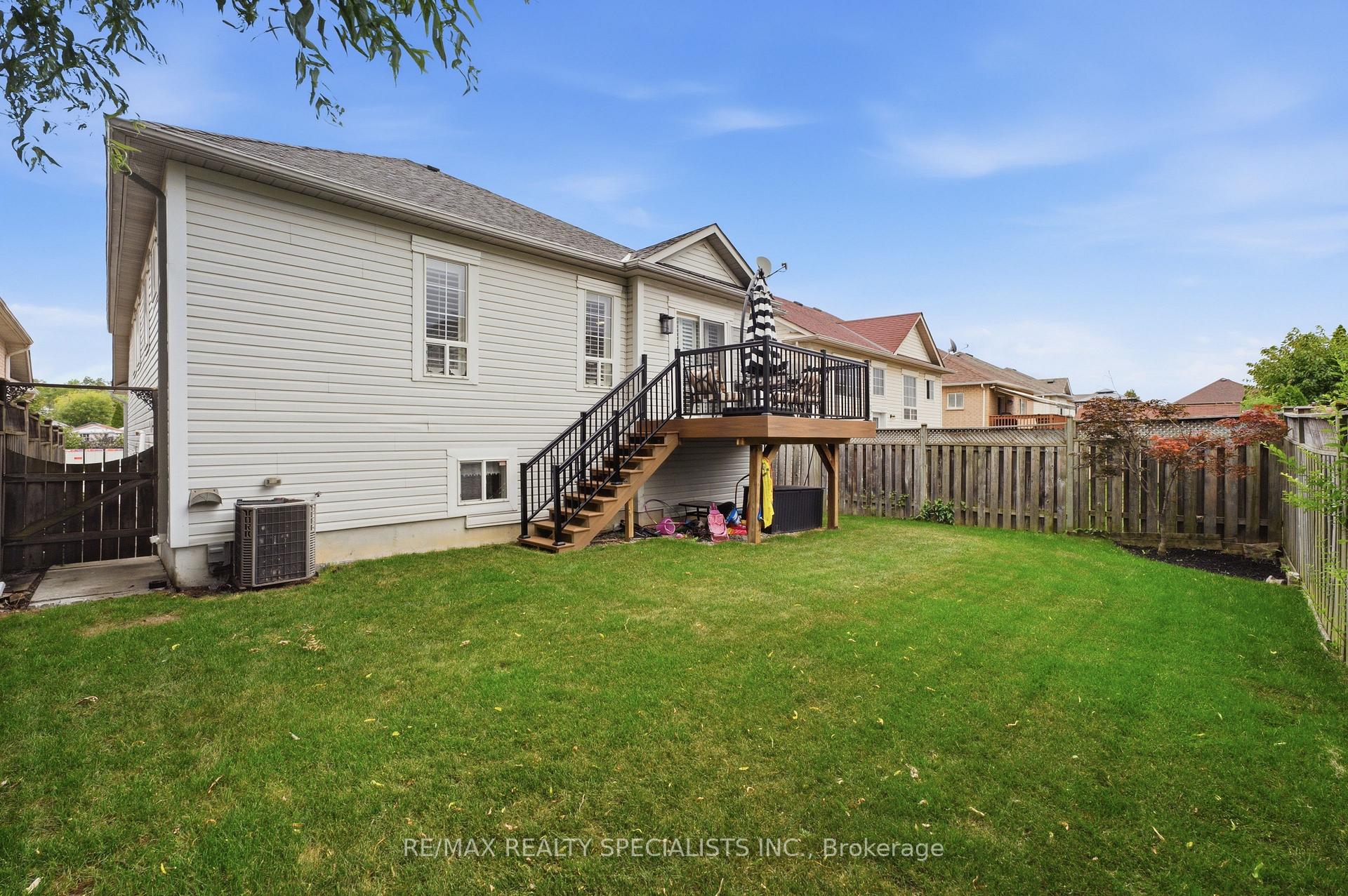 Photo 26 of 192 Van Scott Drive, Brampton, Northwest Sandalwood Parkway — HOMEH