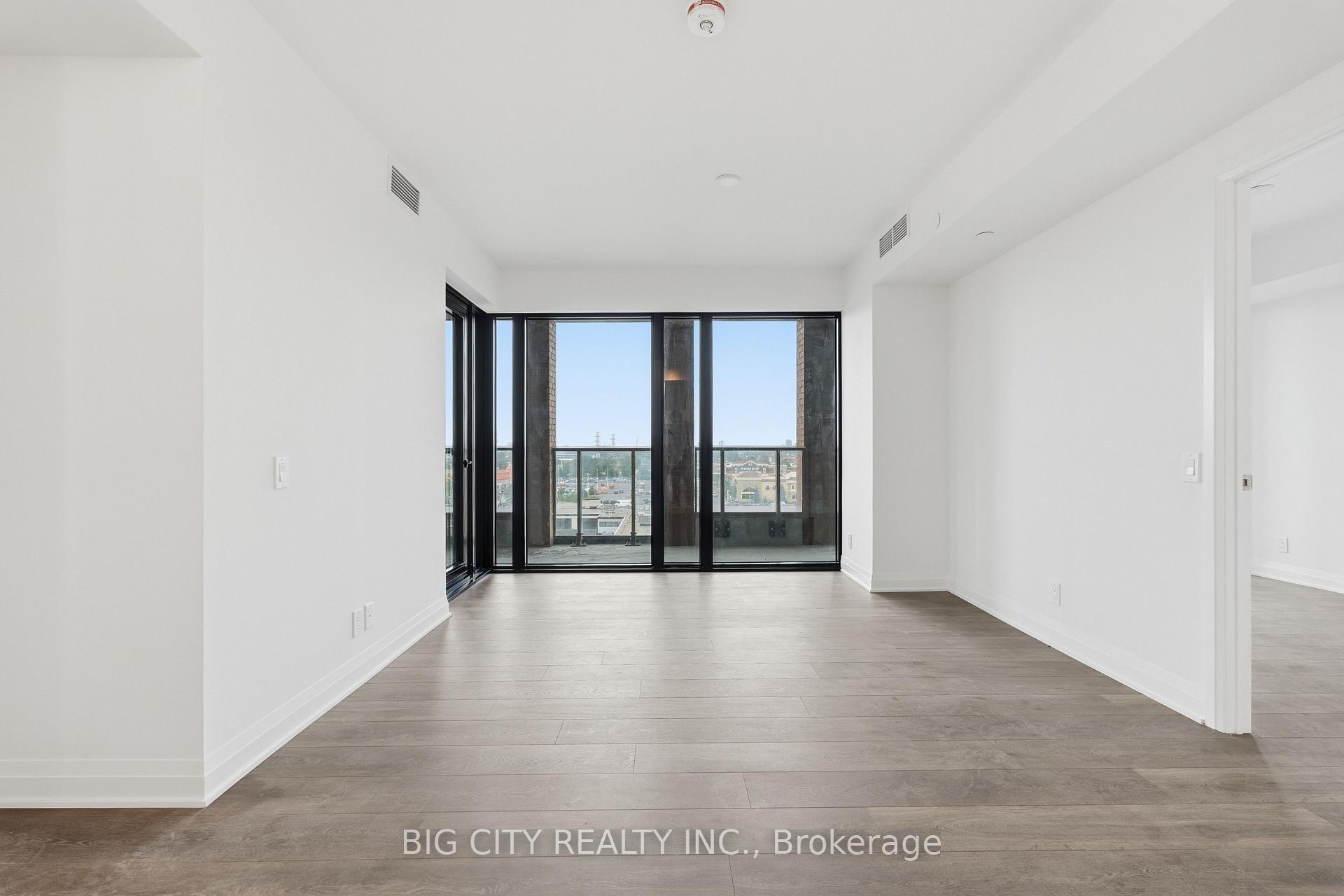 Photo 6 of Unit 710, 25 Frederick Todd Way, Toronto, Leaside — HOMEH