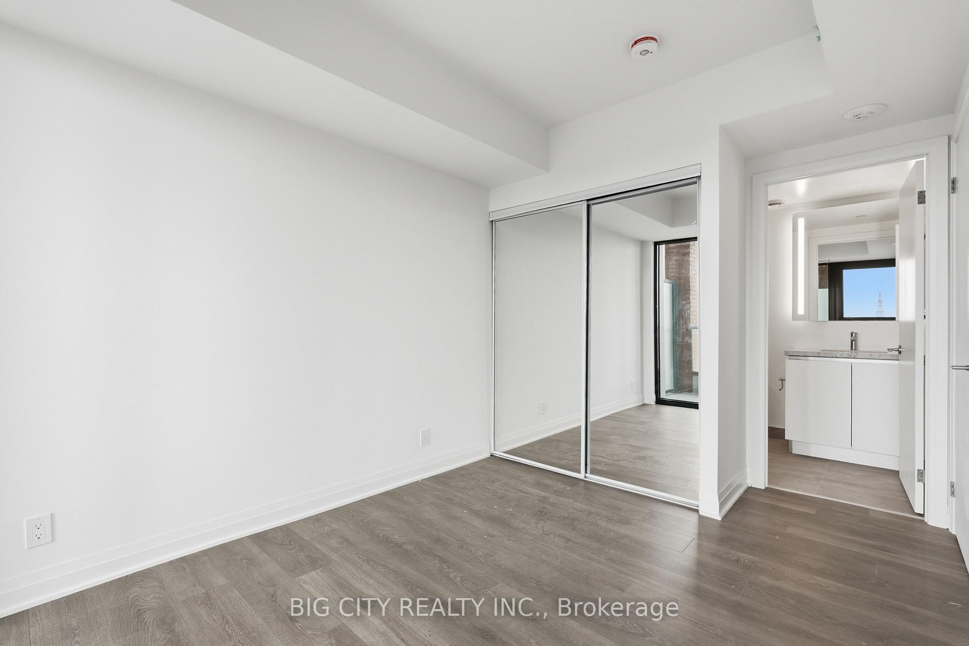 Photo 12 of Unit 710, 25 Frederick Todd Way, Toronto, Leaside — HOMEH