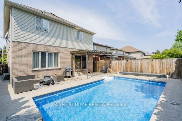 Photo 32 of 95 Hemlock Way, Grimsby, Grimsby West — HOMEH