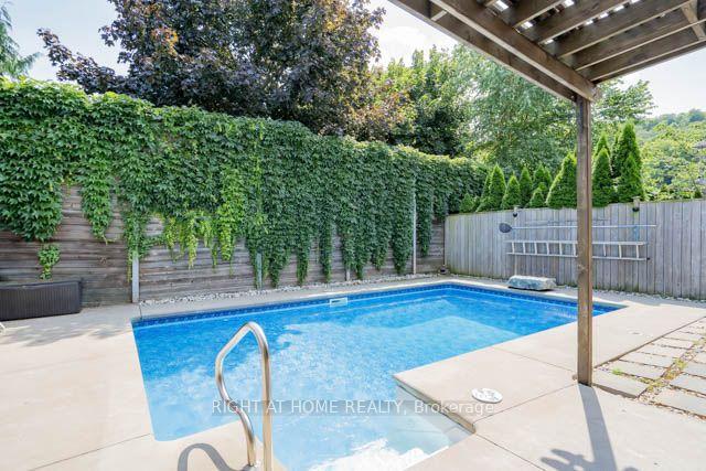 Photo 34 of 95 Hemlock Way, Grimsby, Grimsby West — HOMEH