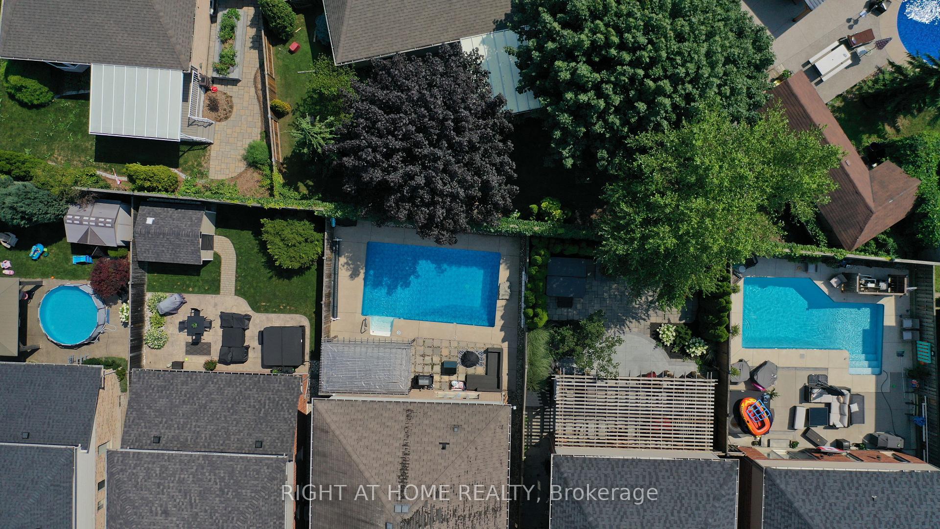 Photo 38 of 95 Hemlock Way, Grimsby, Grimsby West — HOMEH