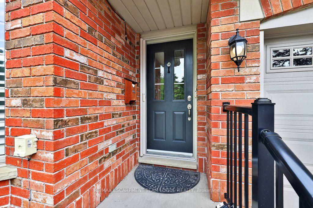 Photo 3 of Unit 8, 767 Maple Avenue, Burlington, Brant — HOMEH
