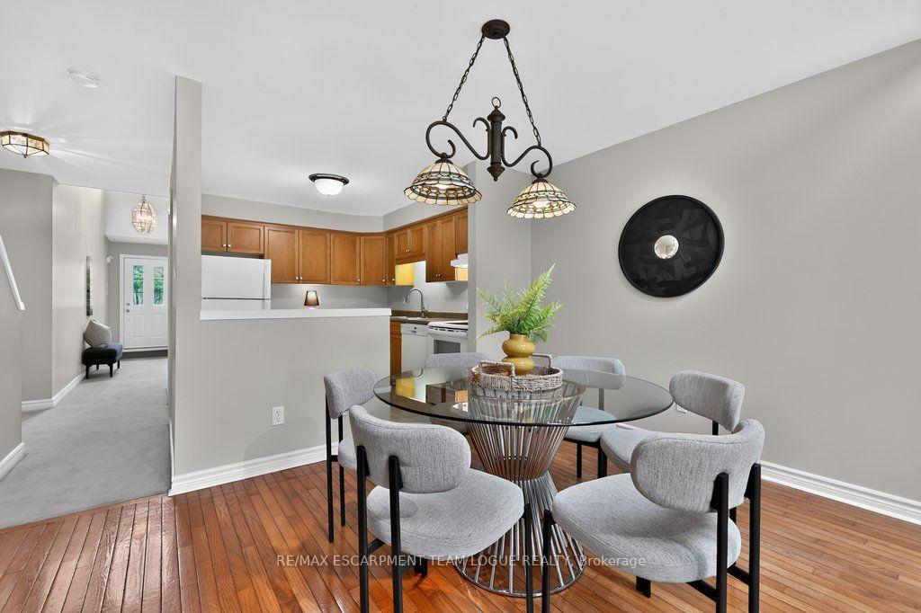 Photo 8 of Unit 8, 767 Maple Avenue, Burlington, Brant — HOMEH