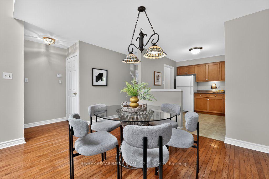 Photo 10 of Unit 8, 767 Maple Avenue, Burlington, Brant — HOMEH