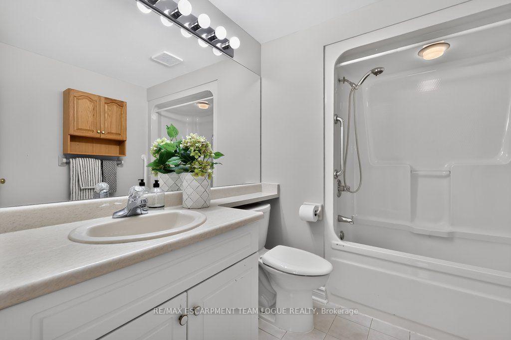 Photo 20 of Unit 8, 767 Maple Avenue, Burlington, Brant — HOMEH