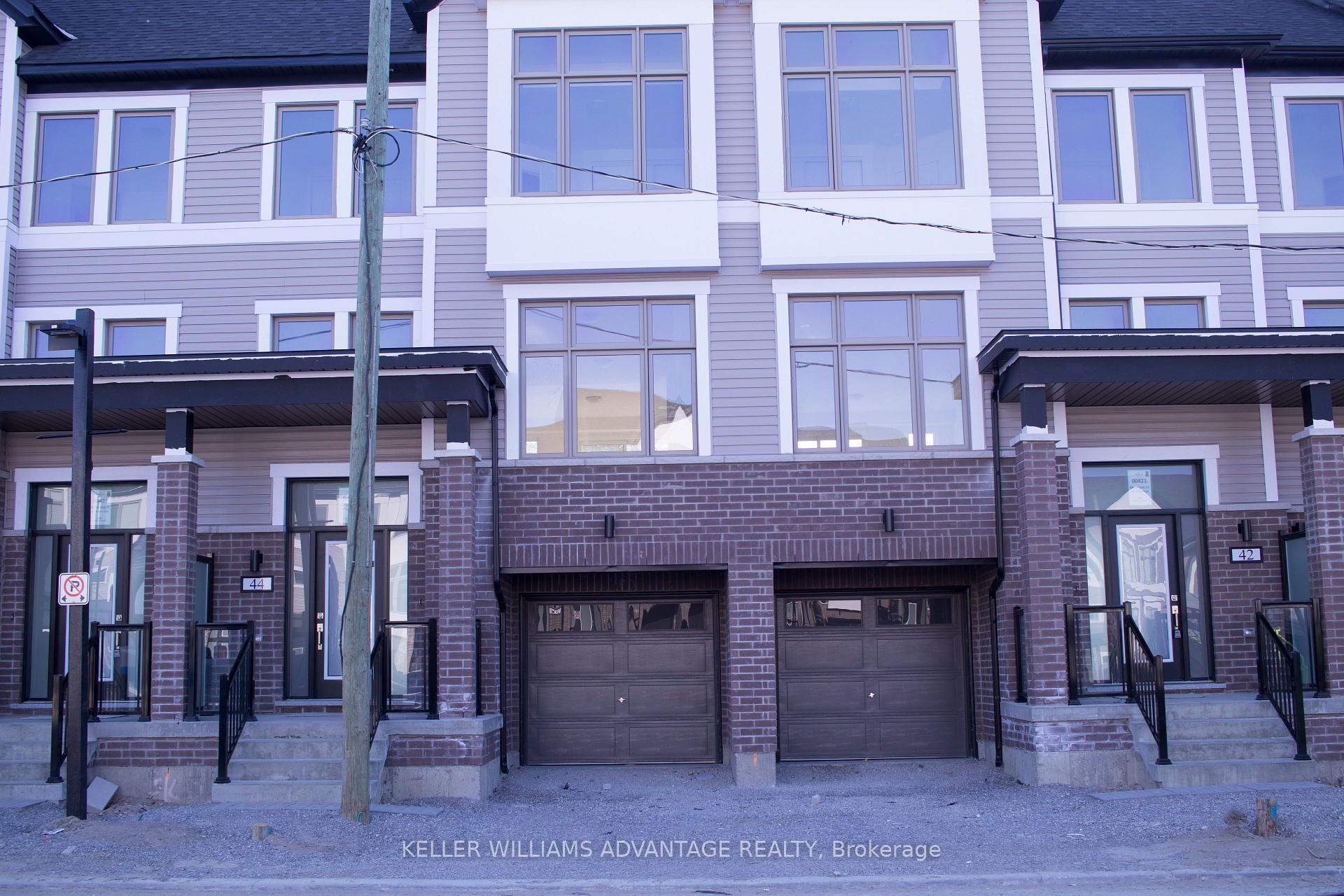Photo 1 of 44 Totten Trail, New Tecumseth, Tottenham — HOMEH
