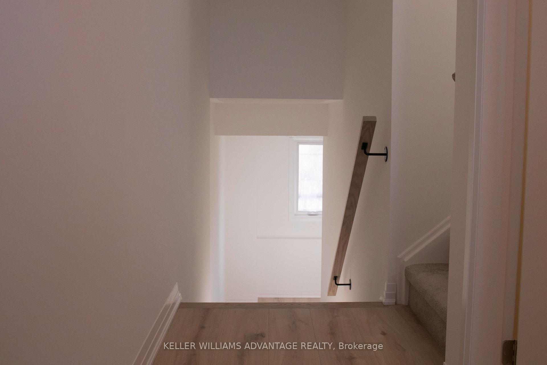 Photo 2 of 44 Totten Trail, New Tecumseth, Tottenham — HOMEH