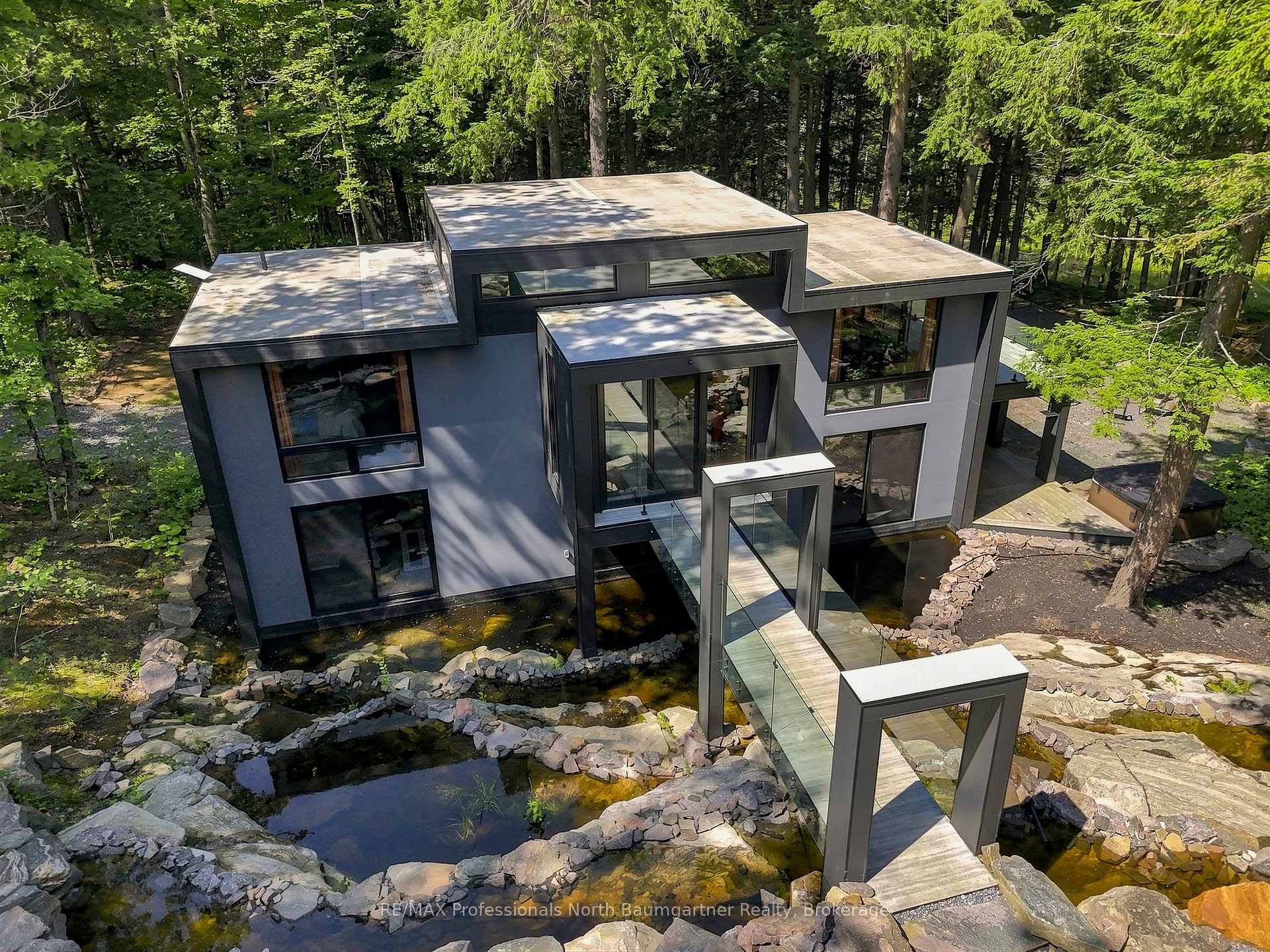 Photo 4 of 1433 Buckslide Road, Algonquin Highlands, Stanhope — HOMEH