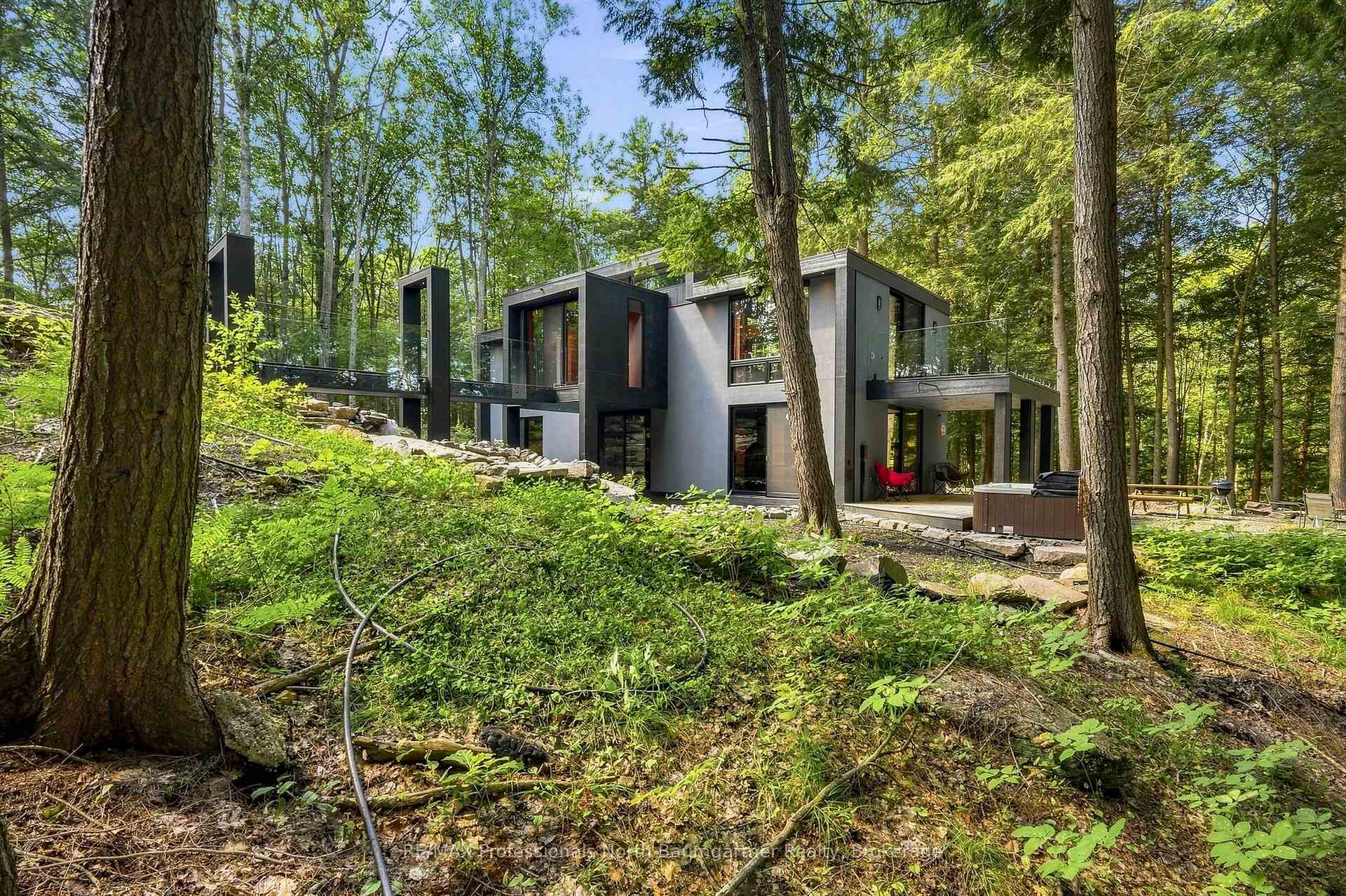 Photo 45 of 1433 Buckslide Road, Algonquin Highlands, Stanhope — HOMEH
