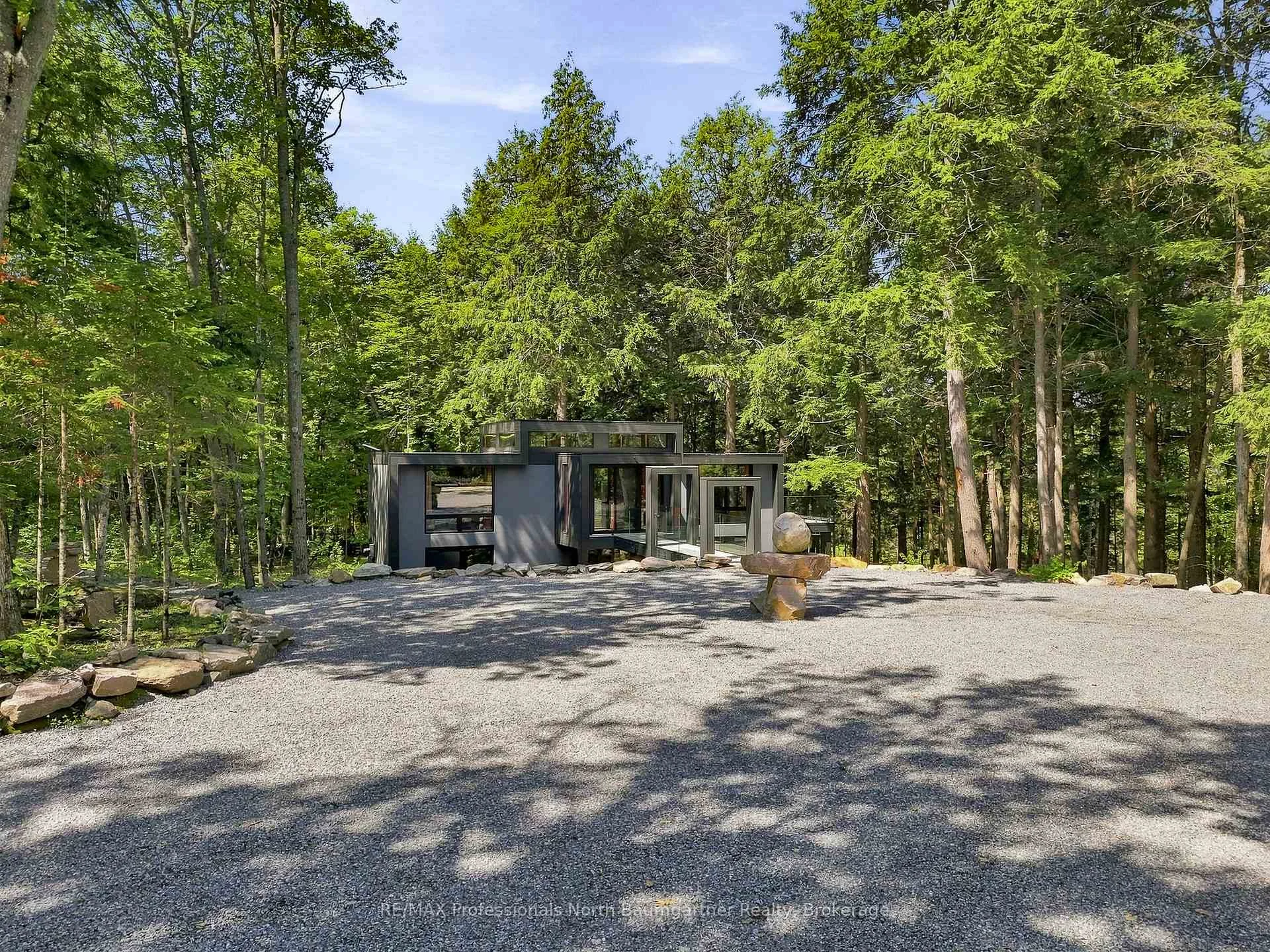 Photo 17 of 1433 Buckslide Road, Algonquin Highlands, Stanhope — HOMEH