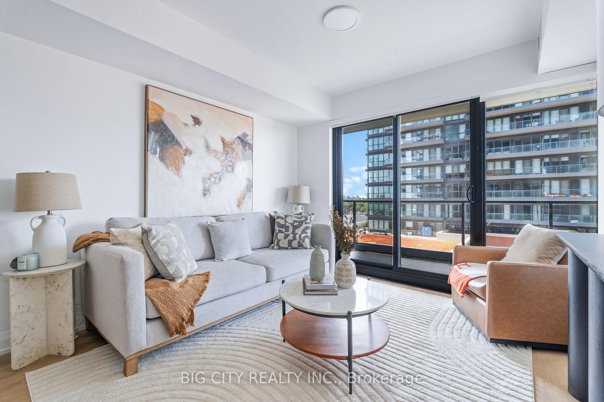 Photo 1 of Unit 902, 36 Brentcliffe Road, Toronto, Thorncliffe Park — HOMEH