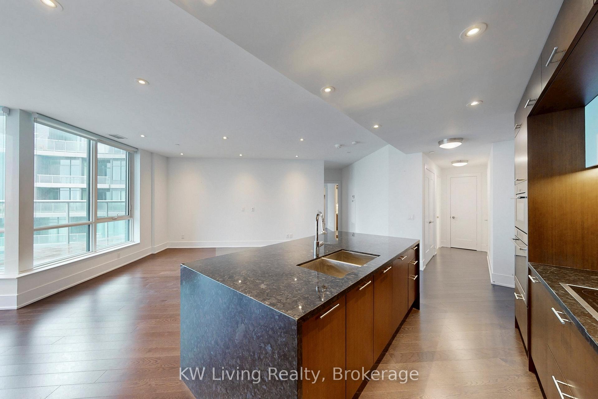 Photo 24 of Unit GPH 12, 1 Edgewater Drive, Toronto, Waterfront Communities — HOMEH