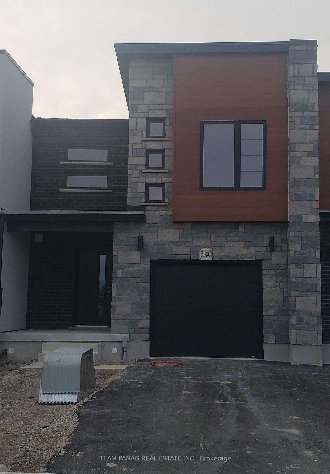 Photo 1 of 3146 Turner Crescent, London, South U — HOMEH
