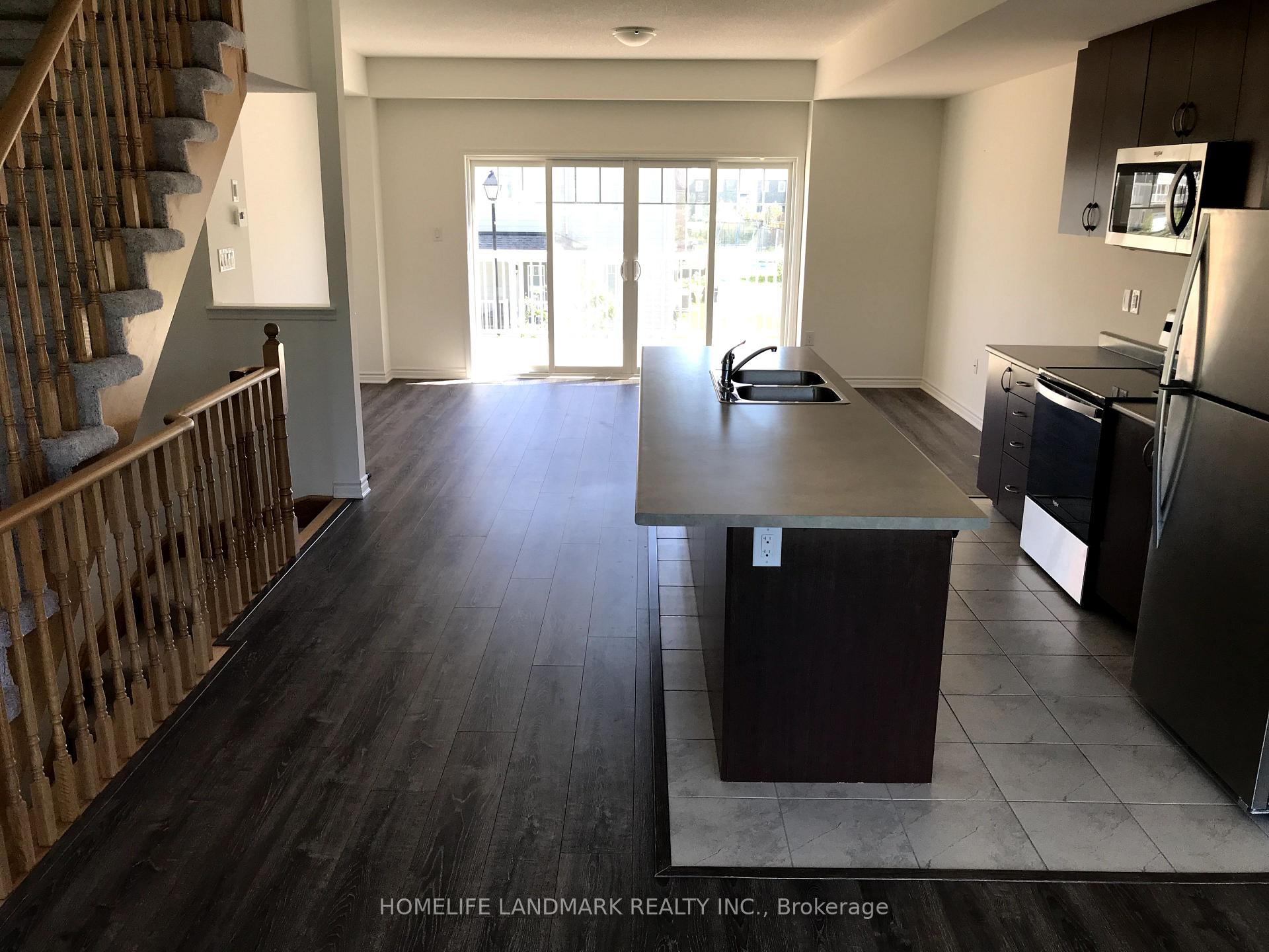Photo 11 of 48 Village Gate Drive, Wasaga Beach — HOMEH