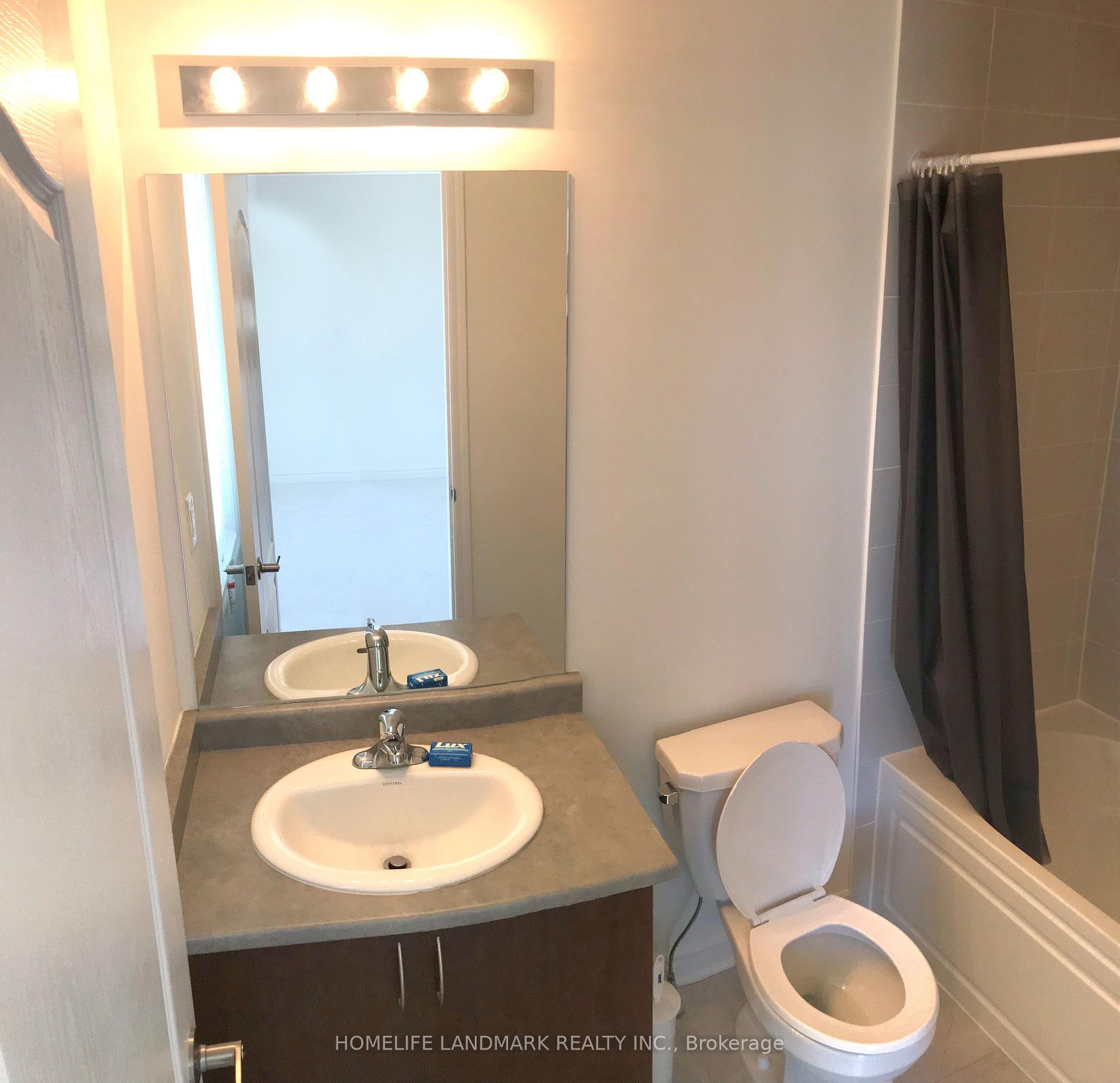 Photo 24 of 48 Village Gate Drive, Wasaga Beach — HOMEH