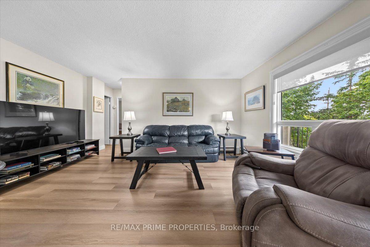 Photo 8 of Unit 209, 158 Mcarthur Avenue, Ottawa, Vanier — HOMEH