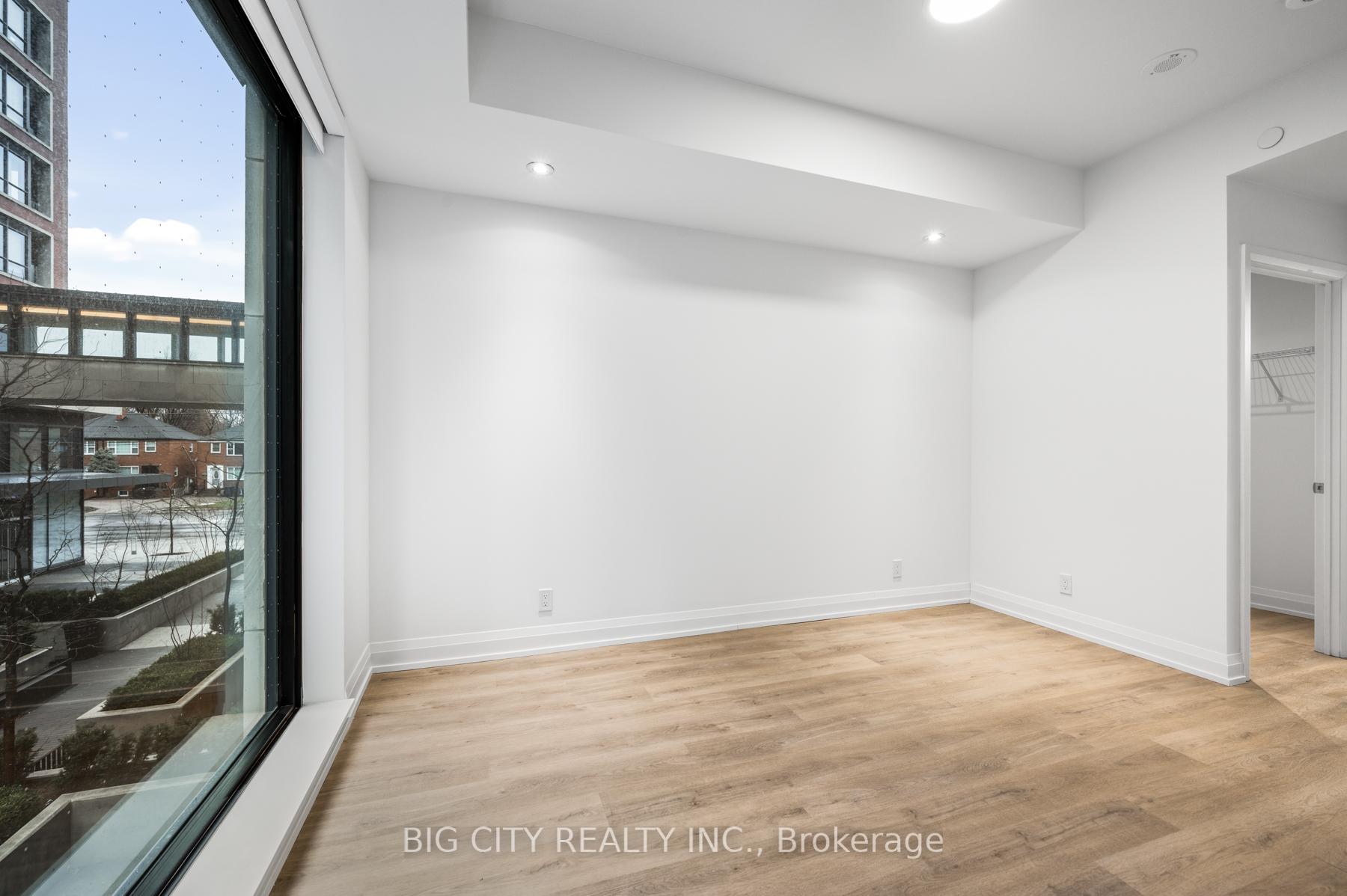 Photo 2 of Unit M04, 36 Brentcliffe Road, Toronto, Thorncliffe Park — HOMEH