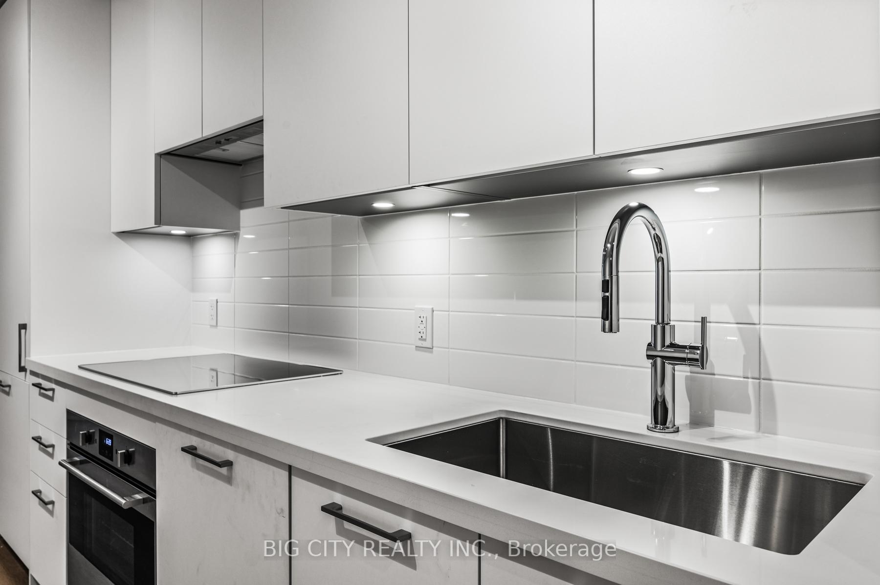 Photo 10 of Unit M04, 36 Brentcliffe Road, Toronto, Thorncliffe Park — HOMEH