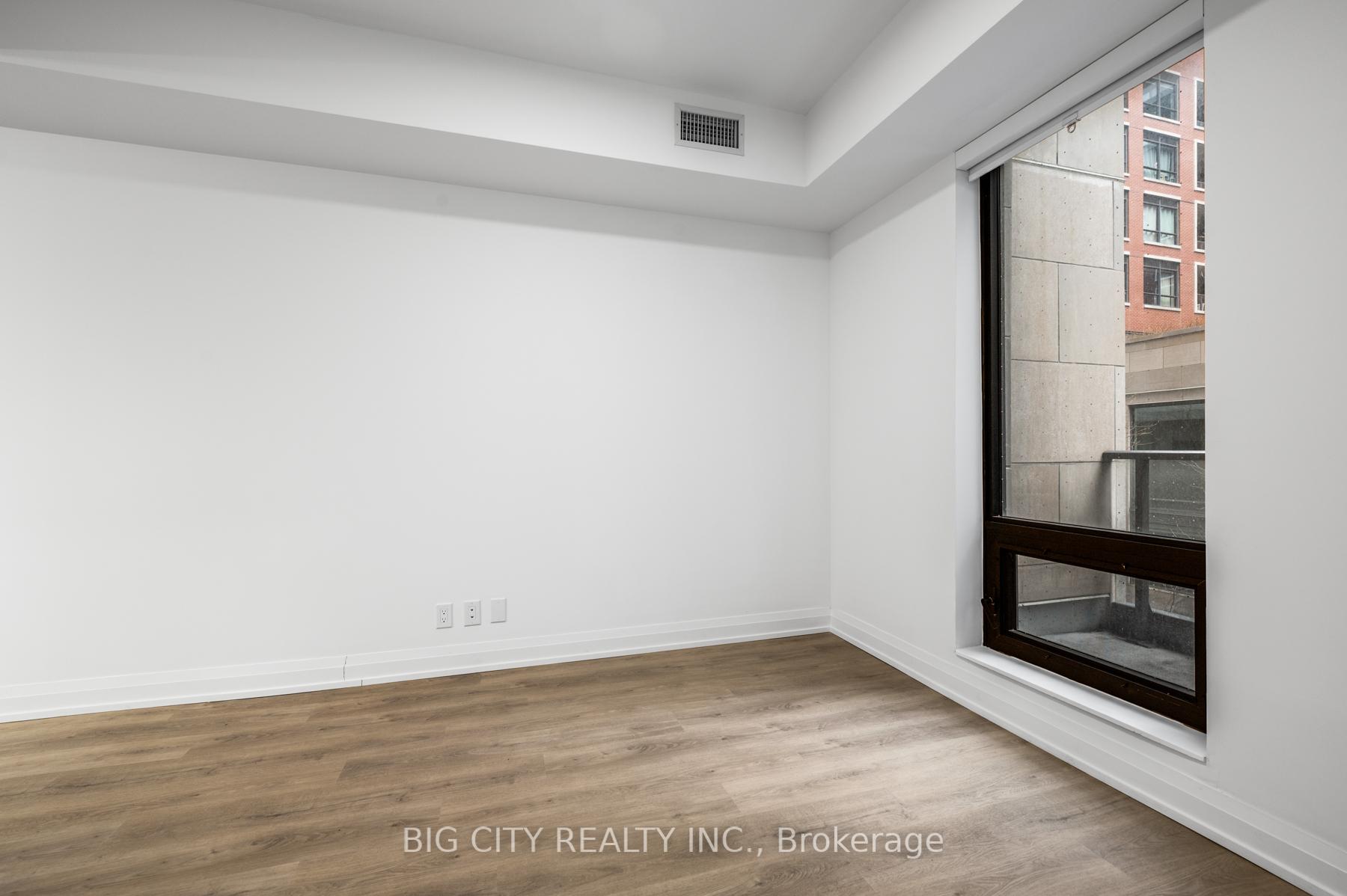 Photo 14 of Unit M04, 36 Brentcliffe Road, Toronto, Thorncliffe Park — HOMEH