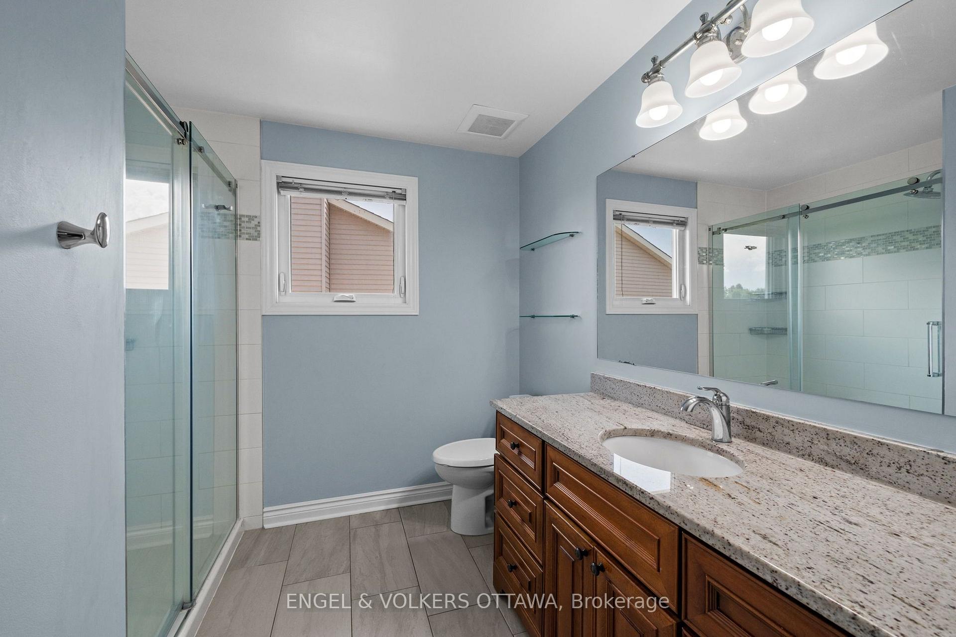 Photo 31 of 1602 Proulx Drive, Ottawa, Fallingbrook/Pineridge — HOMEH