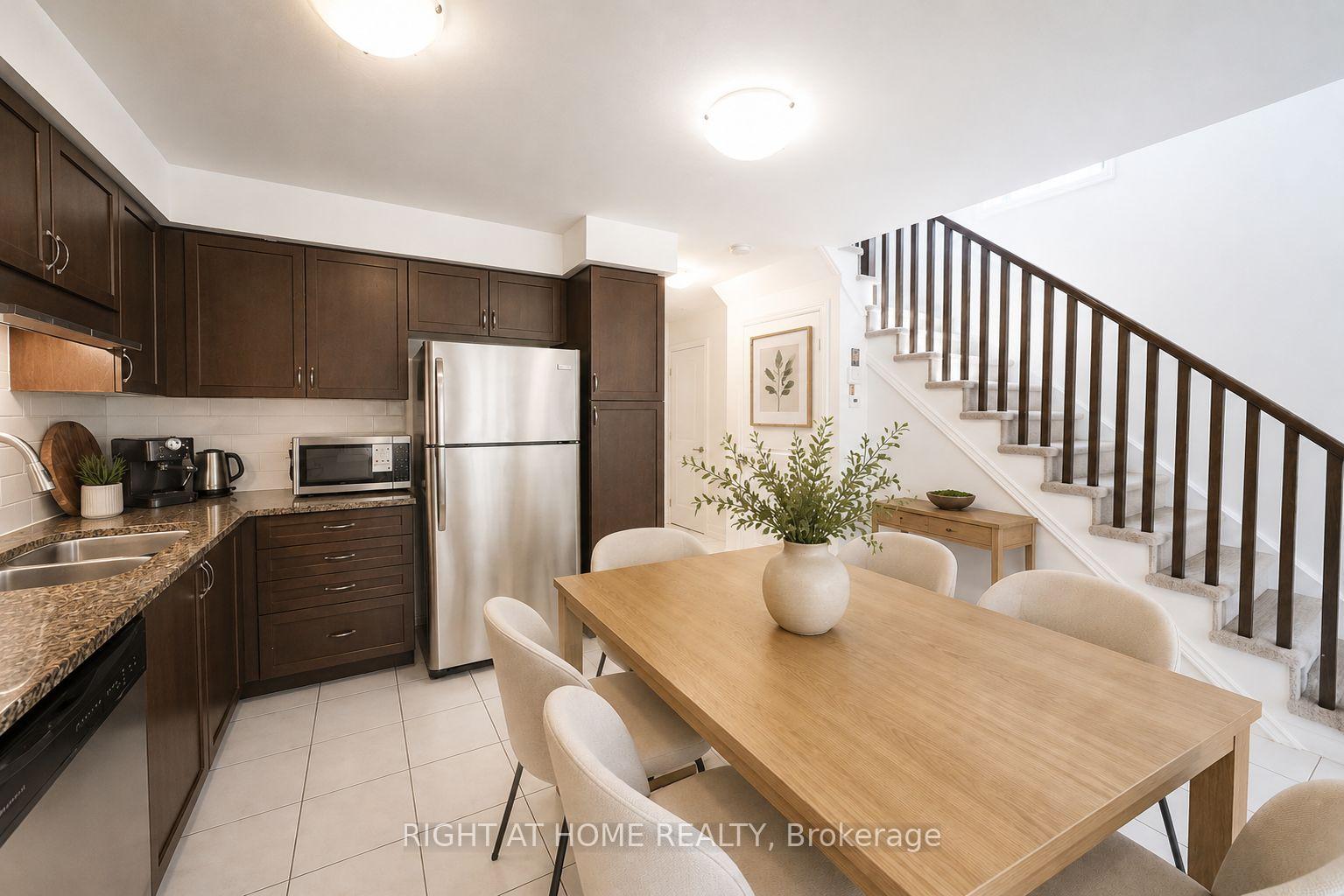 Photo 4 of 66 Arlington Crescent, Guelph, Pineridge/Westminster Woods — HOMEH