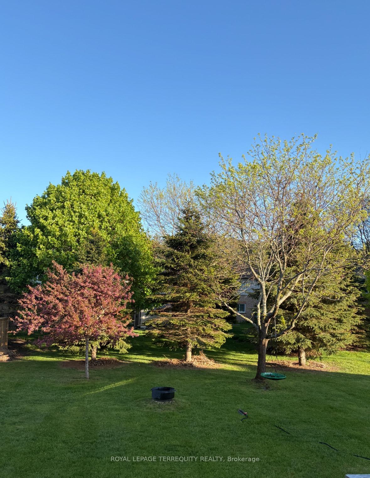 Photo 17 of 55 Regina Boulevard, Wasaga Beach — HOMEH