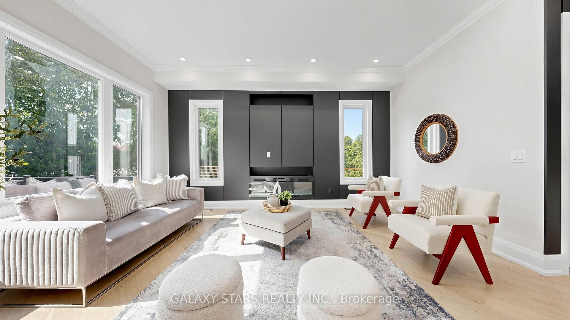 Photo 15 of 8B Lamont Avenue, Scarborough, Agincourt South-Malvern West — HOMEH