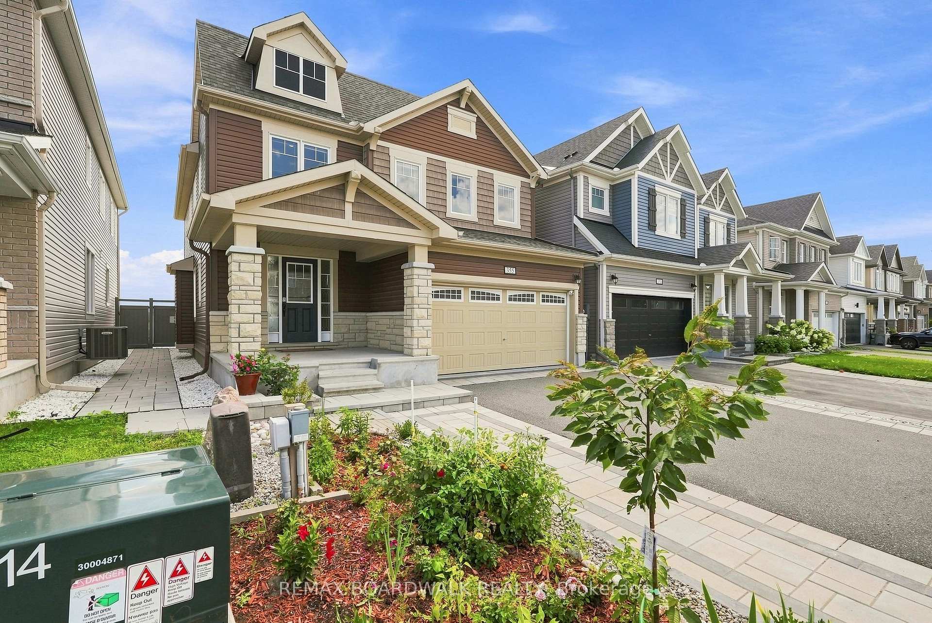 Photo 2 of 355 Sweetclover Way, Ottawa, Avalon West — HOMEH