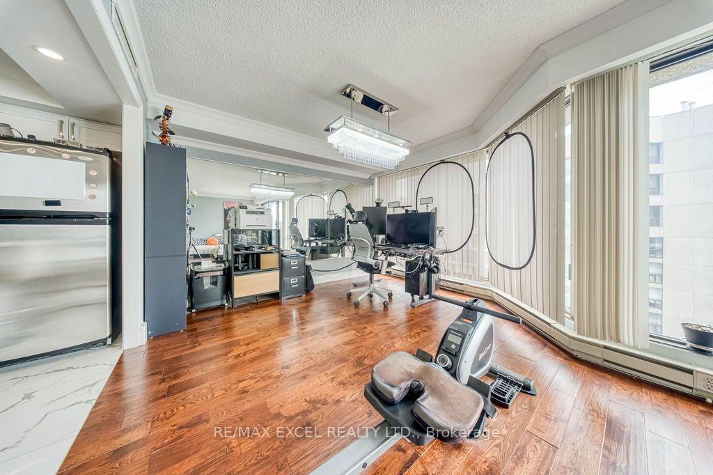 Photo 13 of Unit 3403, 65 Harbour Square, Toronto, Waterfront Communities — HOMEH
