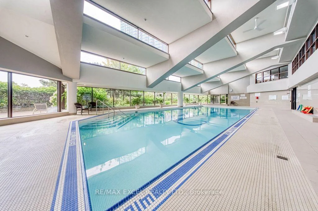 Photo 27 of Unit 3403, 65 Harbour Square, Toronto, Waterfront Communities — HOMEH