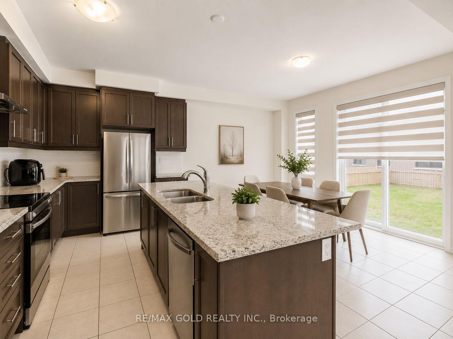 Photo 30 of 37 Peak Drive, Brampton, Credit Valley — HOMEH