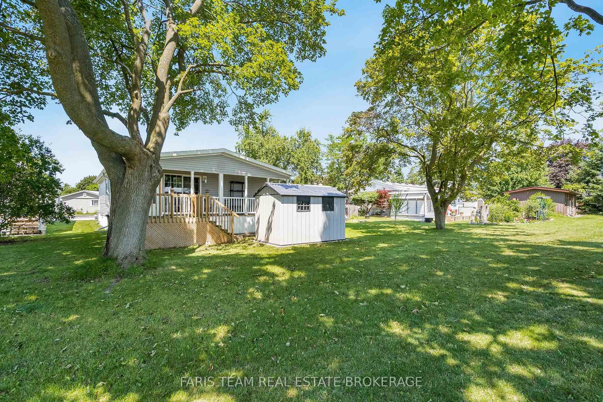 Photo 28 of 37 Hawthorne Drive, Innisfil, Rural Innisfil — HOMEH