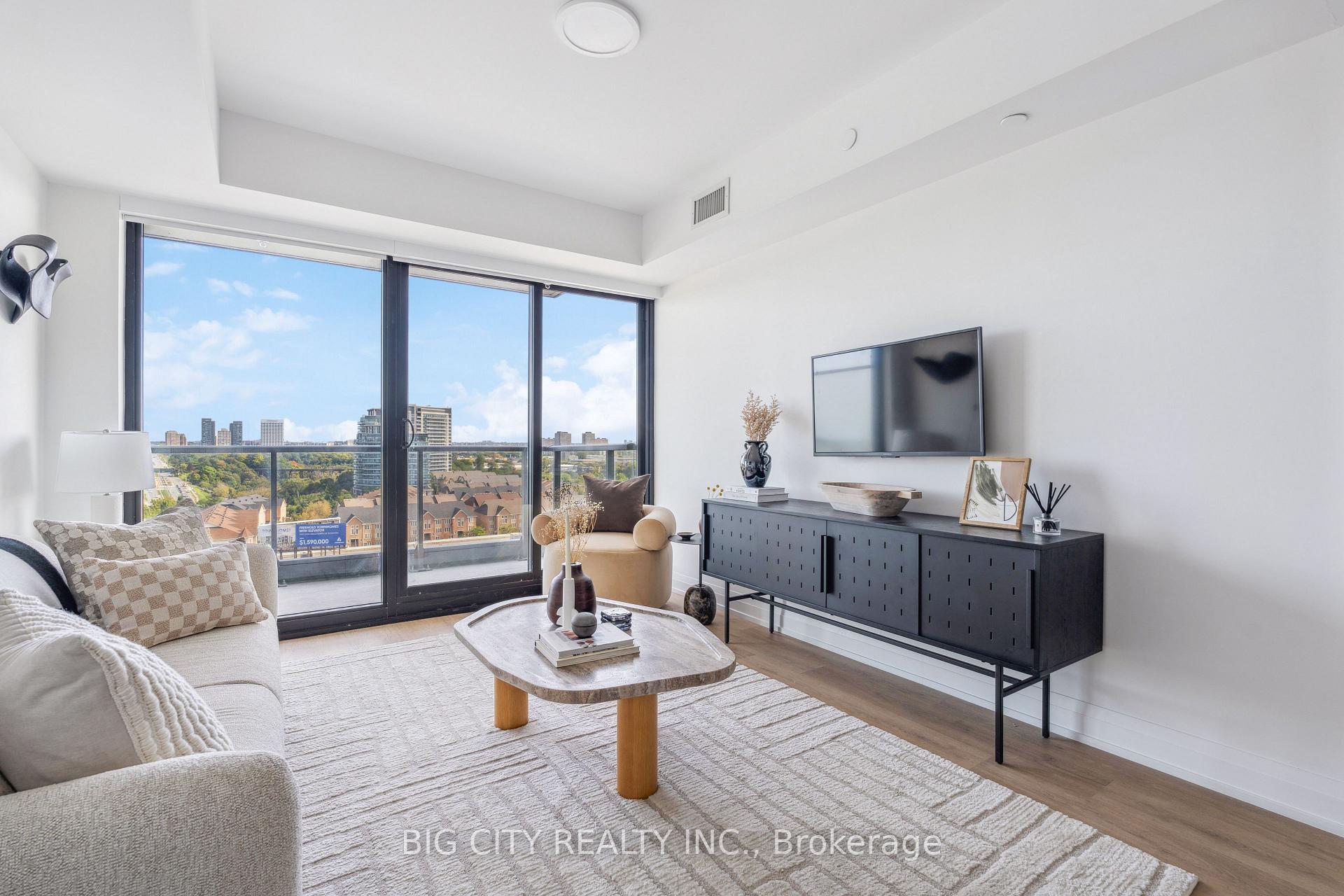 Photo 5 of Unit 810, 36 Brentcliffe Road, Toronto, Thorncliffe Park — HOMEH