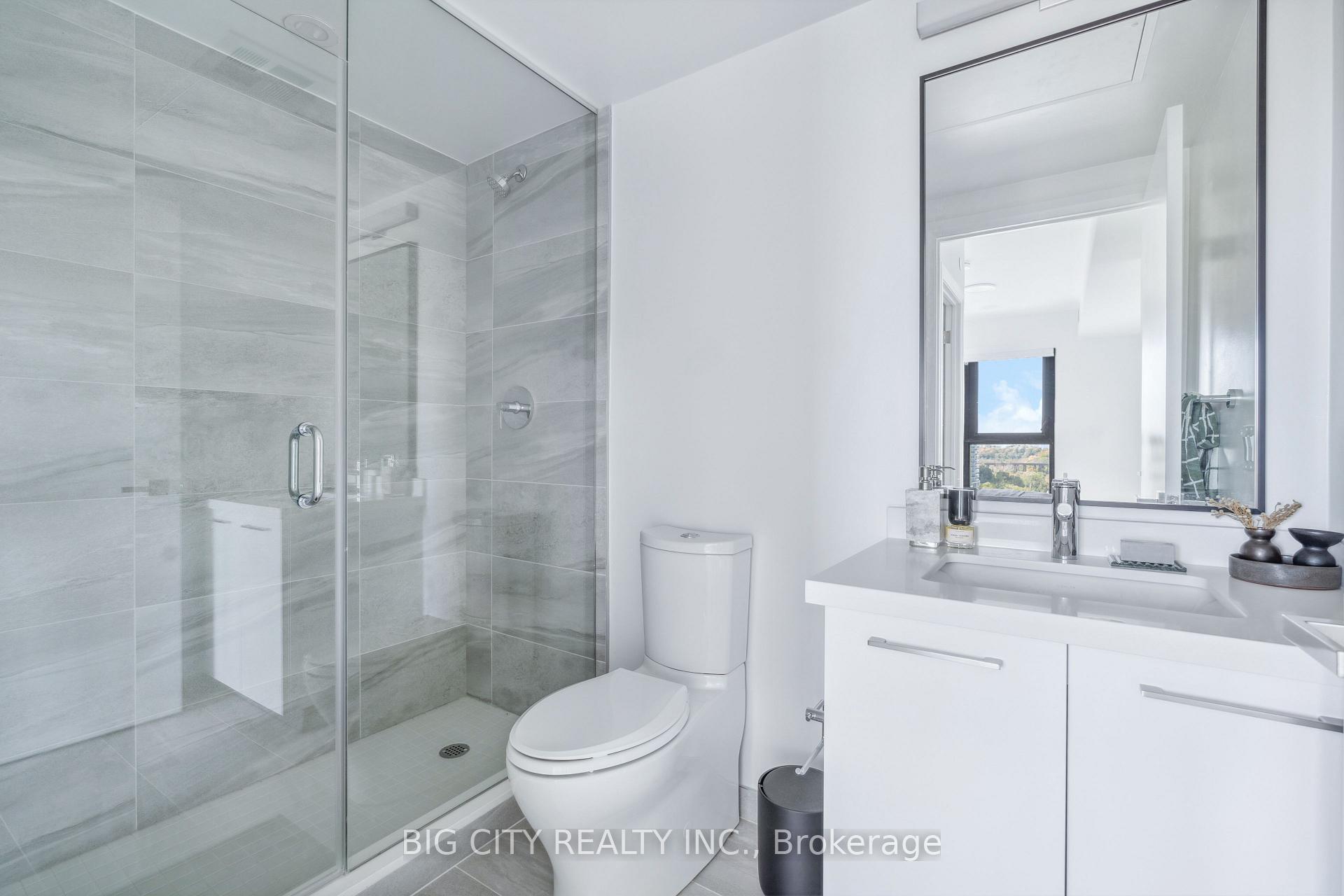 Photo 11 of Unit 810, 36 Brentcliffe Road, Toronto, Thorncliffe Park — HOMEH