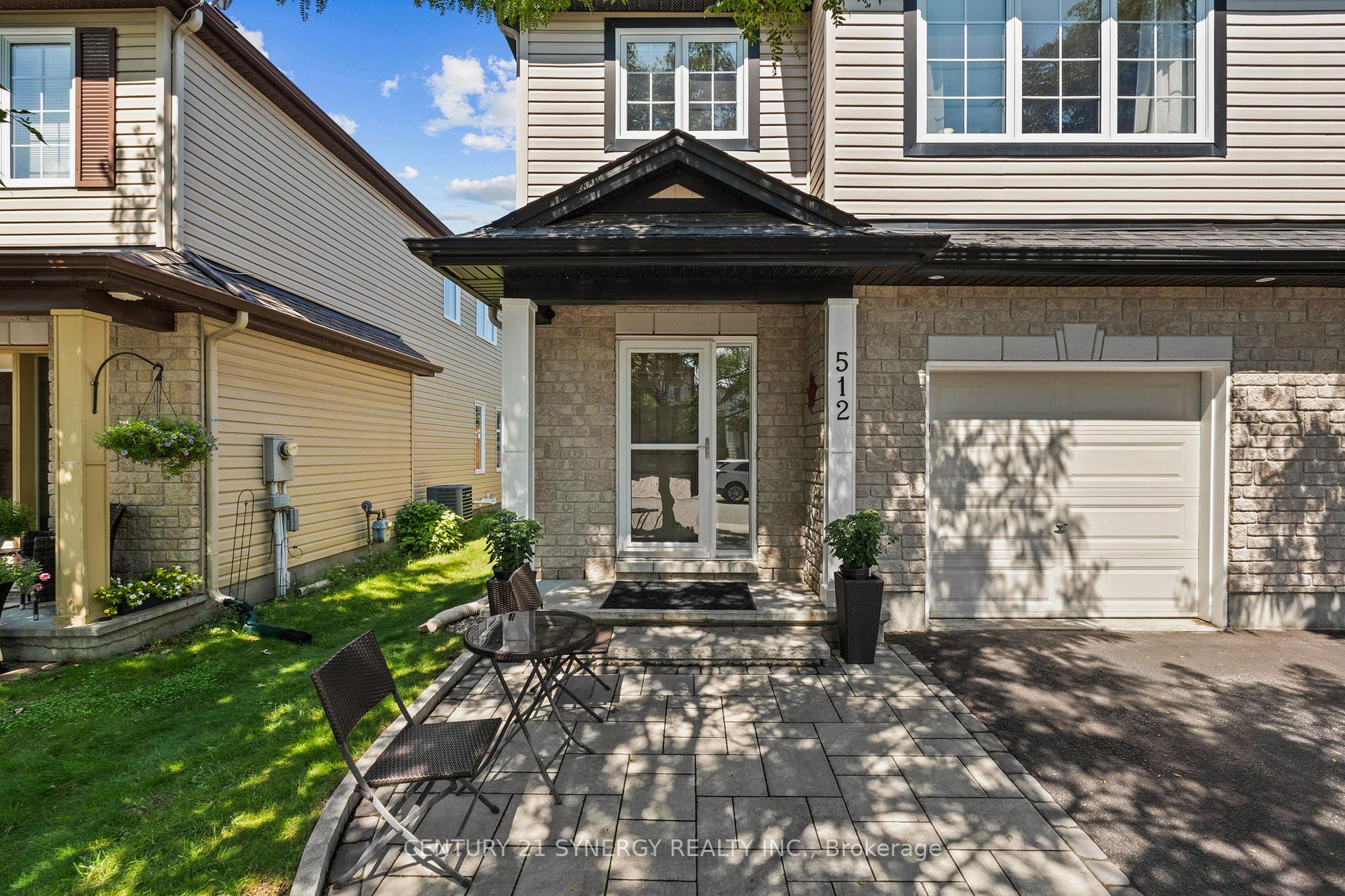 Photo 3 of 512 Cherokee Way, Ottawa, Stittsville (North) — HOMEH