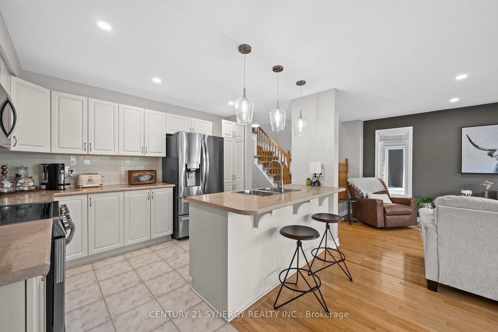 Photo 9 of 512 Cherokee Way, Ottawa, Stittsville (North) — HOMEH