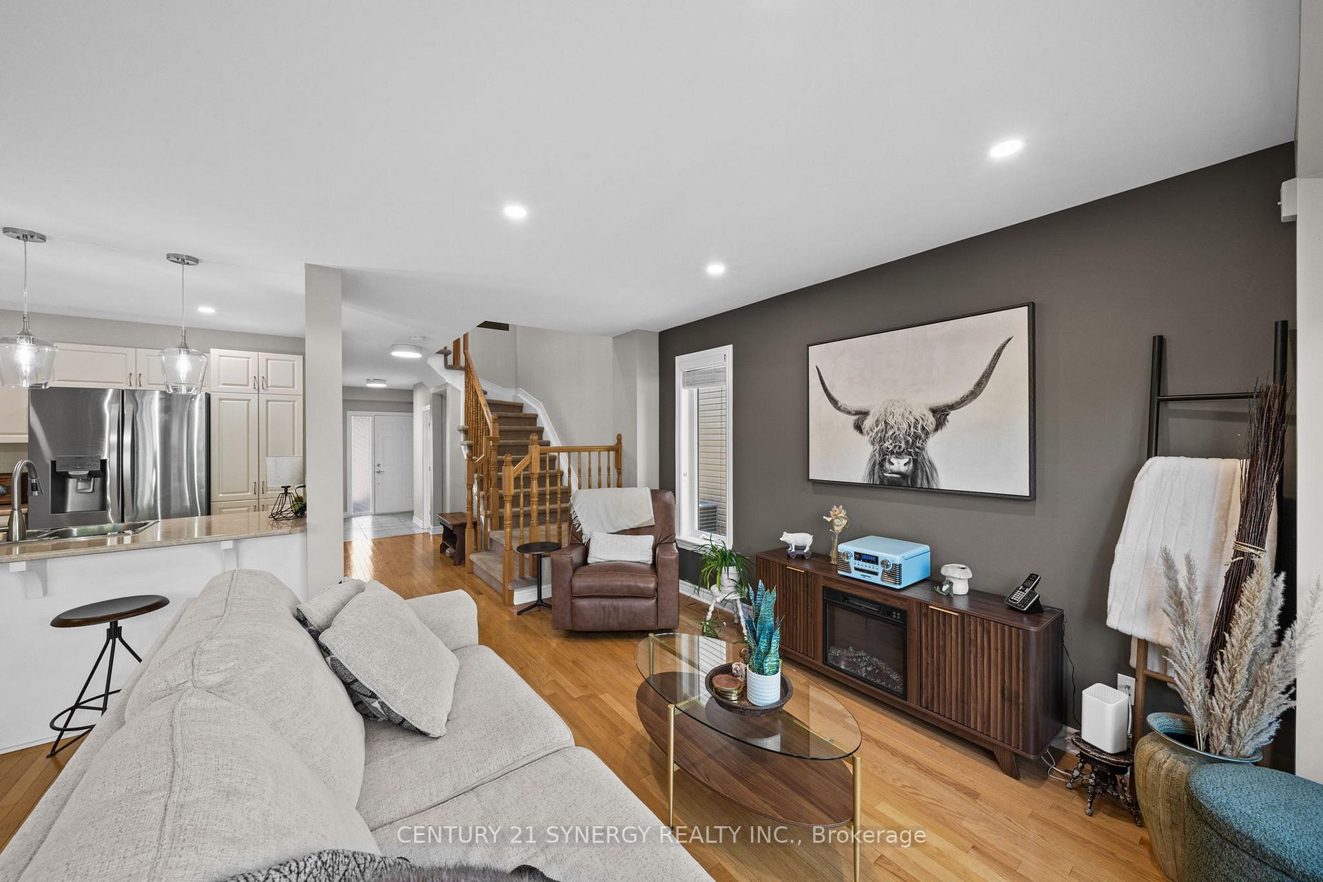 Photo 13 of 512 Cherokee Way, Ottawa, Stittsville (North) — HOMEH
